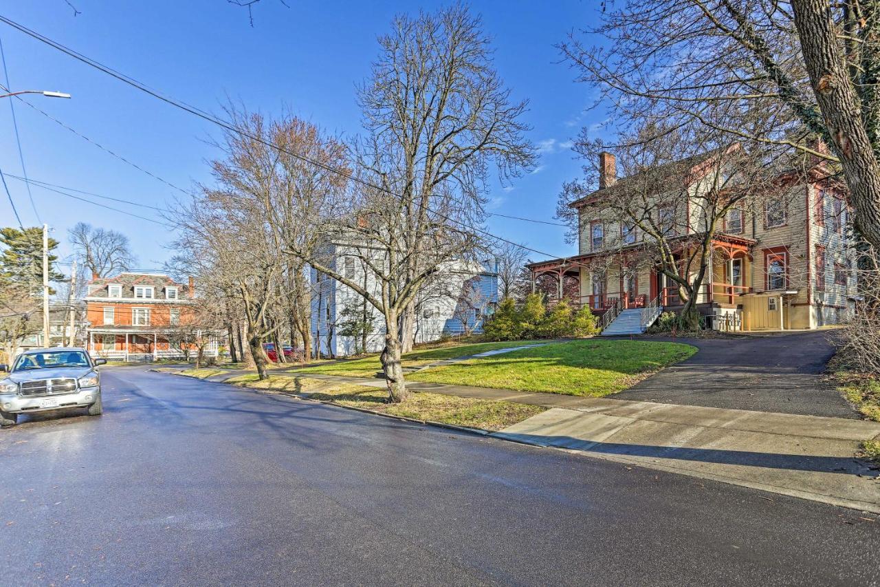 Historic Poughkeepsie Apt - Walkable Location Buitenkant foto